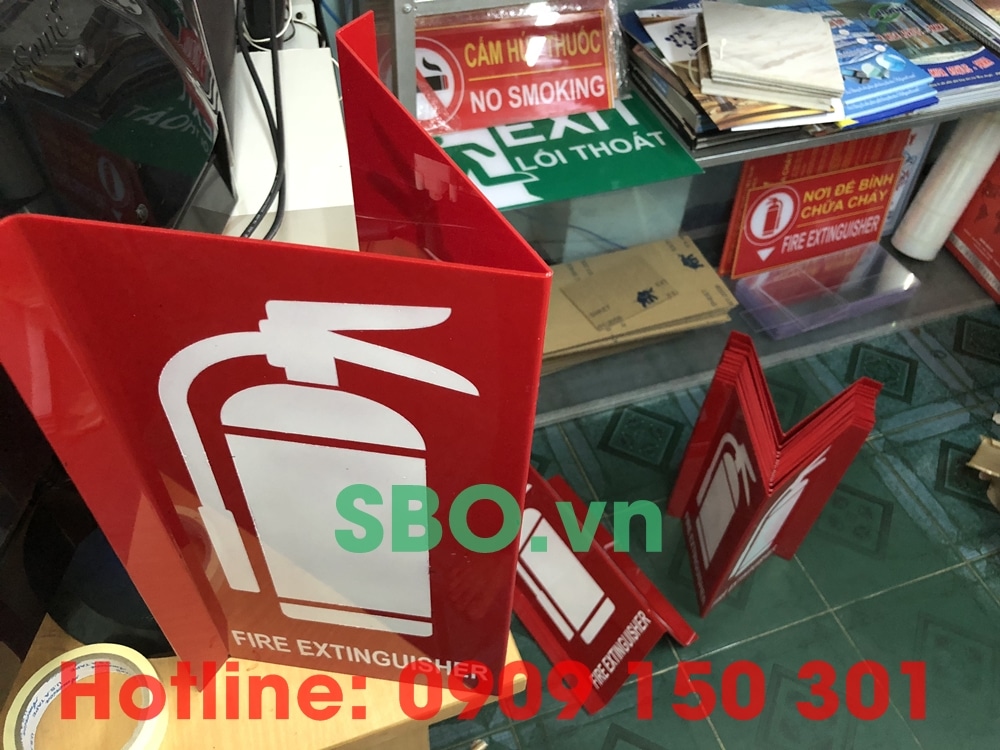 bảng báo an toàn pccc bằng mica giá rẻ