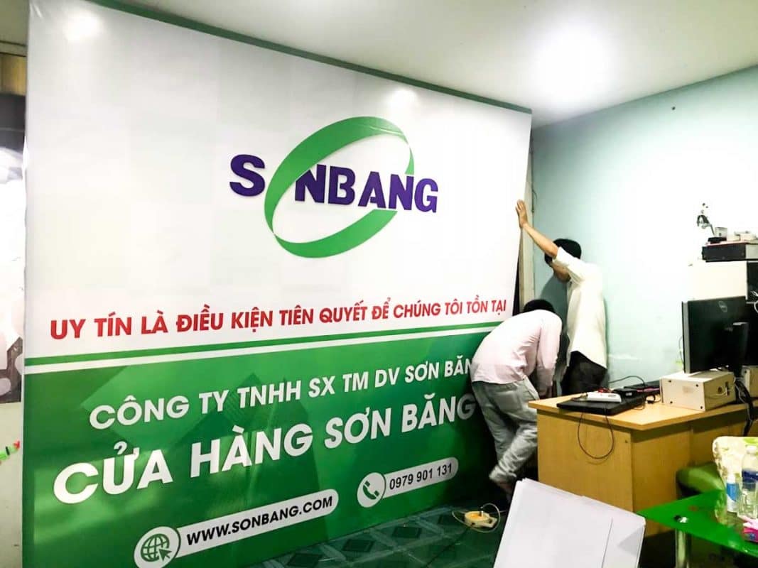 Bảng hiệu văn phòng ốp tường quảng cáo
