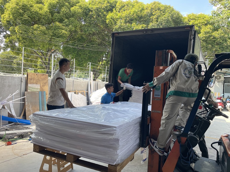 Sơn Băng đại lý phân phối tấm formex giá rẻ uy tín