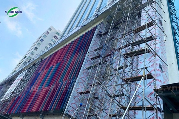 tam alu alcotop fr 6 Thi công mặt dựng tòa nhà bằng tấm ốp Alu Alcotop