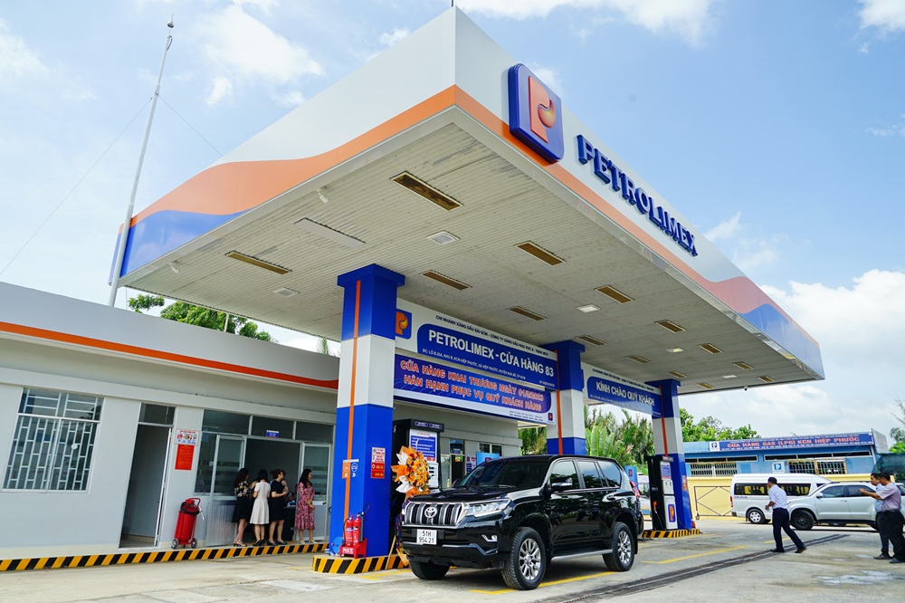 top 5 ung dung tam alu pho bien 1 Alu chống cháy thường được sử dụng làm lớp bảo vệ kiên cố cho trạm xăng dầu