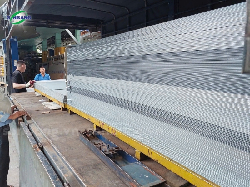 Giá tấm aluminium minh bạch và cập nhật mới nhất tại Sơn Băng