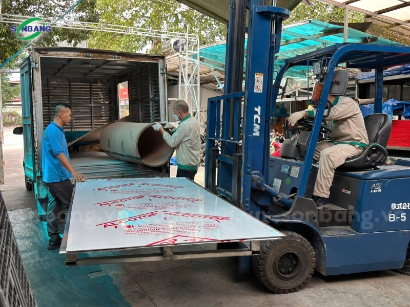 Sơn Băng là đại lý phân phối chính hãng tấm aluminium