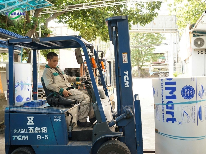 Tấm lợp lấy sáng đặc ruột SolMart chính hãng tại Sơn Băng
