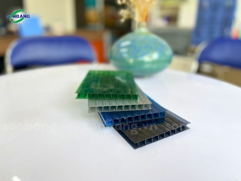 Tấm lợp polycarbonate rỗng thương hiệu X-Lite