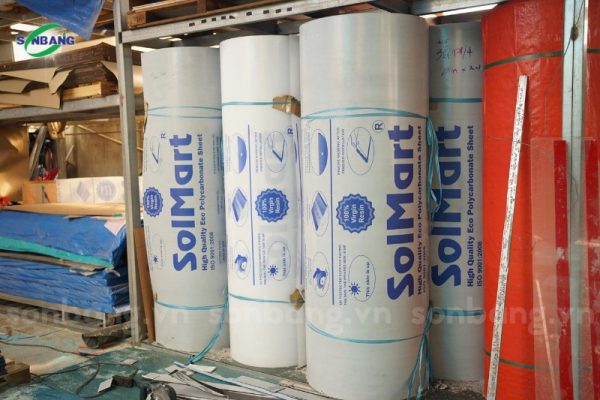 Tấm polycarbonate thương hiệu SolMart được sản xuất tại Việt Nam