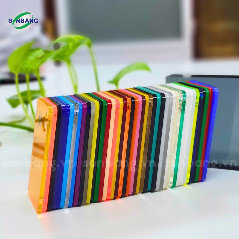 Tấm nhựa mica với nhiều màu sắc thẩm mỹ