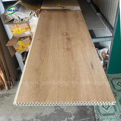 Vách ngăn nhựa dạng phẳng vân gỗ
