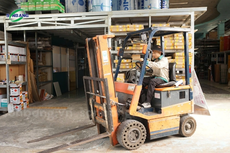 Đội ngũ nhân viên kỹ thuật chuyên nghiệp tại Sơn Băng