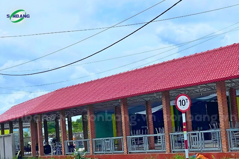 Khu vực nhà hàng tại Trạm dừng chân GenZyx Hồ Tràm