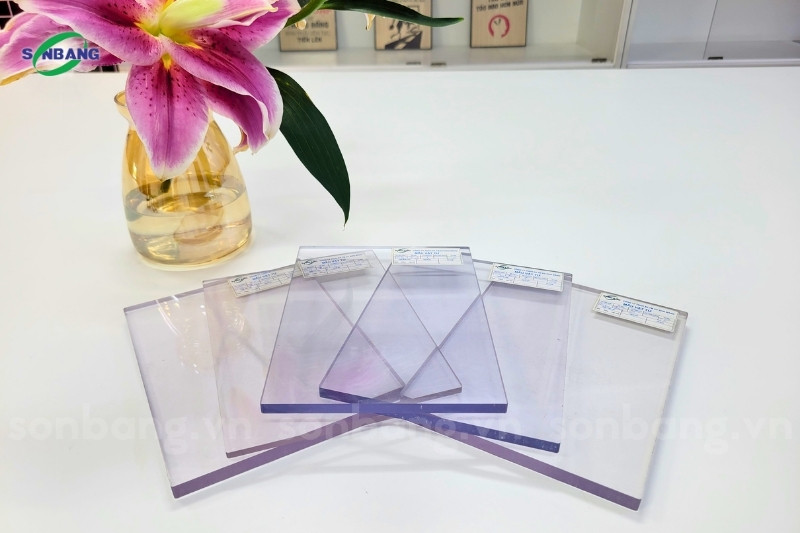 Tấm poly đặc trong suốt đa dạng độ dày