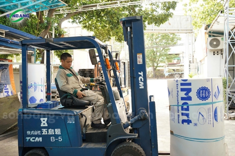Sơn Băng phân phối tấm polycarbonate SolMart chất lượng cao