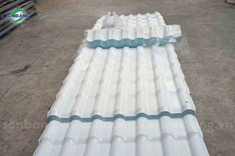 Tôn nhựa PVC ASA được Sơn Băng phân phối chính hãng