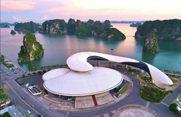 cung ca heo ha long 1 Công trình cung cá heo Hạ Long nhìn từ trên cao