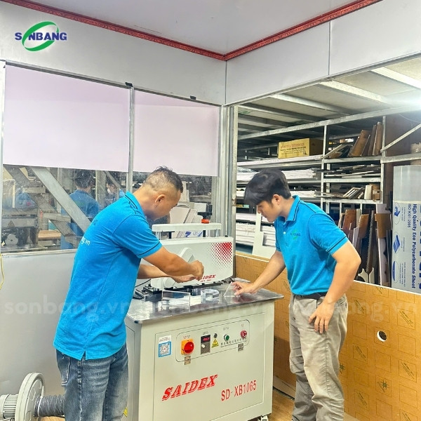 Đội ngũ kỹ thuật viên chuyên nghiệp tại Sơn Băng