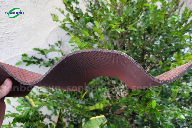 phan biet ton onduline that gia 4 Mặt cắt ngang của tôn sinh thái Onduline chính hãng