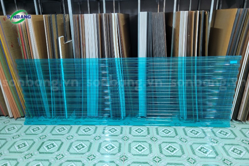 Sơn Băng phân phối tôn Polycarbonate chính hãng chất lượng cao