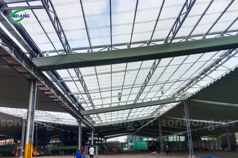 Lợp mái tôn lấy sáng Polycarbonate cho nhà xưởng