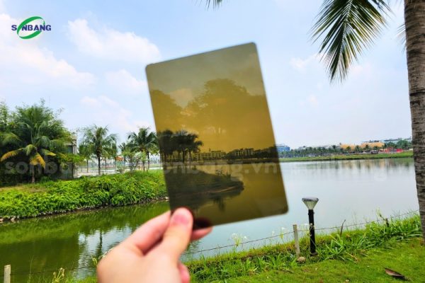 mau sac tam poly 5 Tấm Polycarbonate màu trà